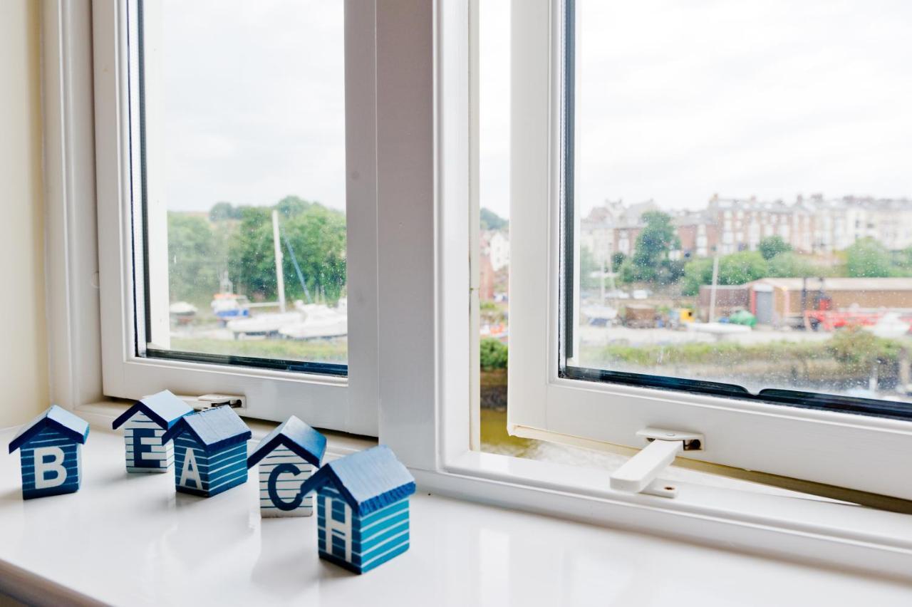 Watermark Apartments Whitby Room photo